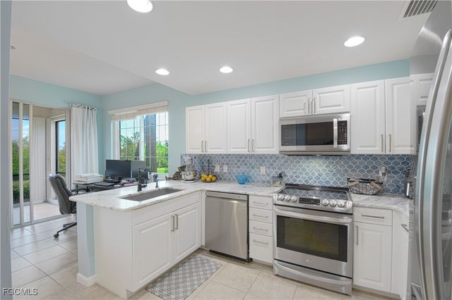 4679 Club DR 102, Port Charlotte, FL 33953