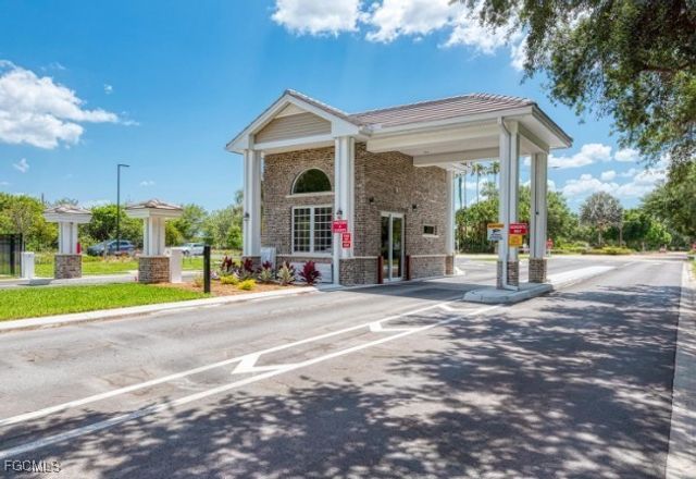 4679 Club DR 102, Port Charlotte, FL 33953