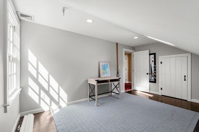 3 Buchan Rd, Andover, MA 01810