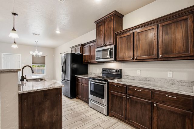1502 Reed Street, Greenville, TX 75401
