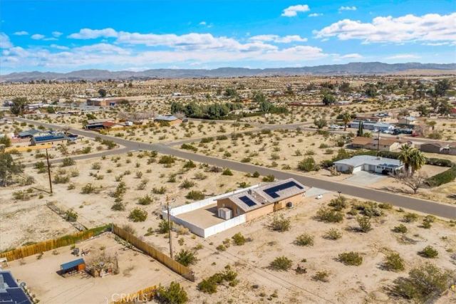 6752 Manzanita Avenue, 29 Palms, CA 92277