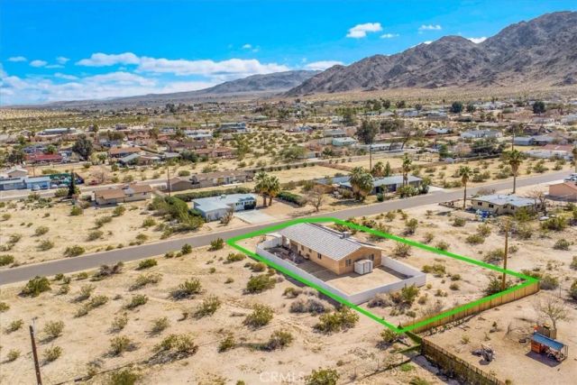 6752 Manzanita Avenue, 29 Palms, CA 92277