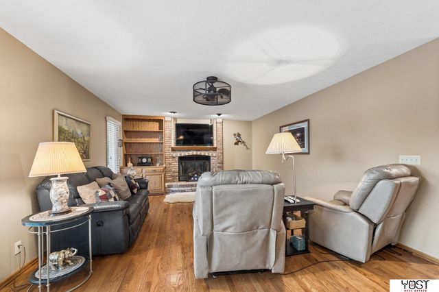 9512 Club House Circle, Plattsmouth, NE 68048