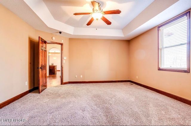 1200 HICKORY STAR Rd, Maynardville, TN 37807