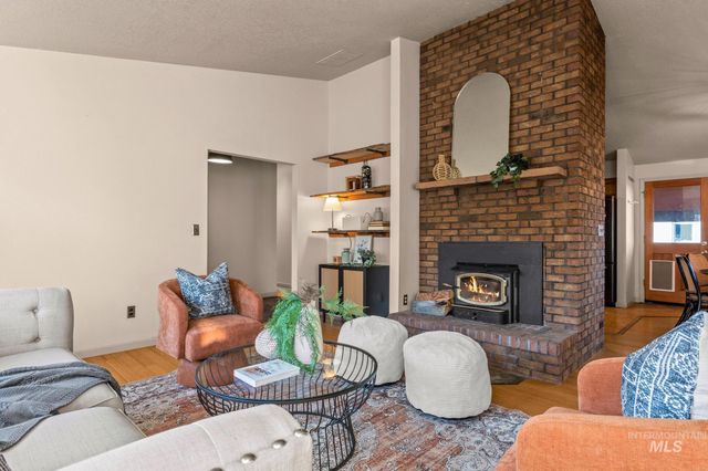 2315 N 23rd St, Boise, ID 83702