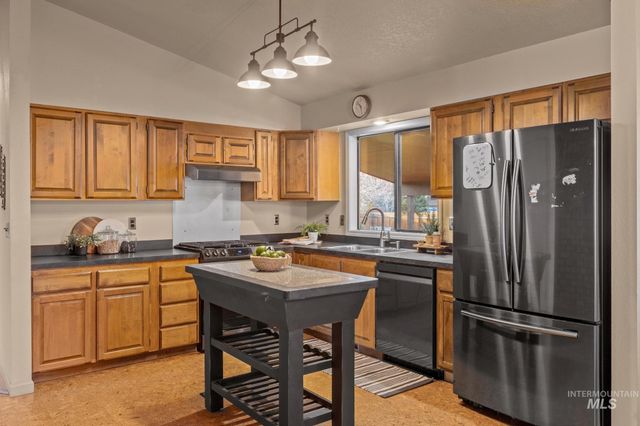 2315 N 23rd St, Boise, ID 83702