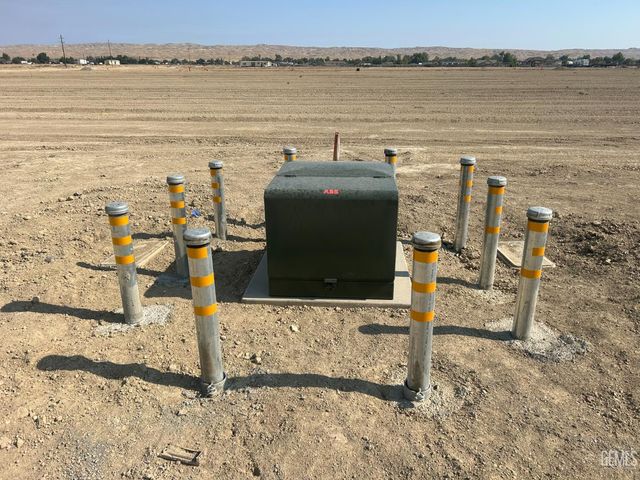 28103 Palomino Avenue, Taft, CA 93268