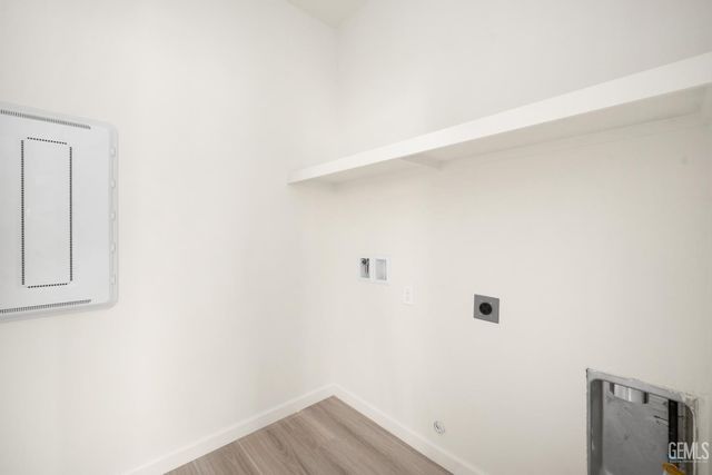 28103 Palomino Avenue, Taft, CA 93268