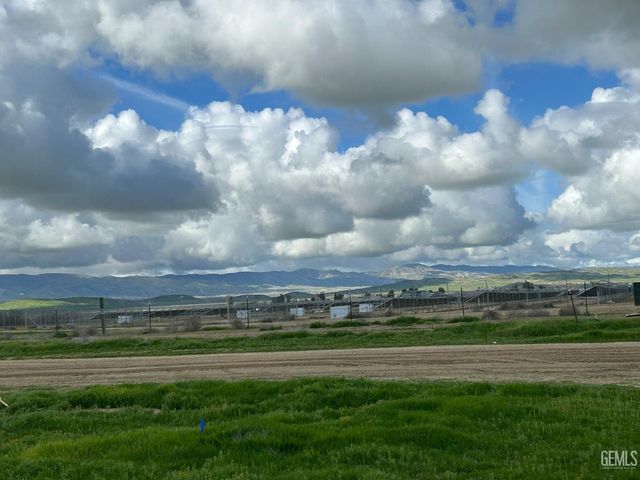 28103 Palomino Avenue, Taft, CA 93268