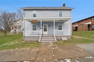 135 SEARIGHT AVE, Uniontown, PA 15401