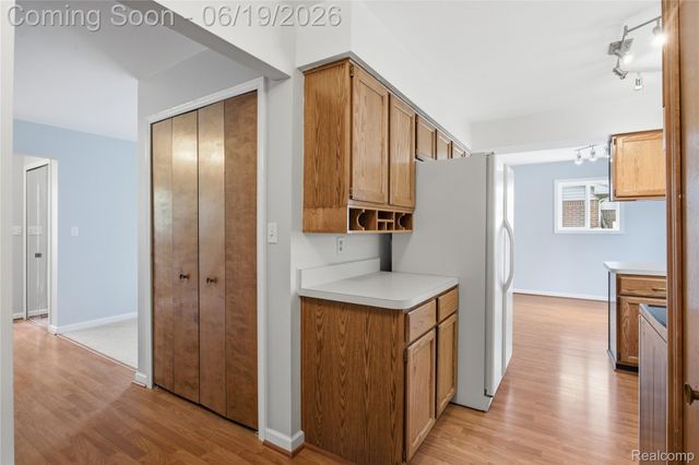 2850 Elmwood Avenue, Ann Arbor, MI 48104