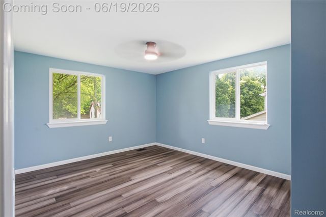 2850 Elmwood Avenue, Ann Arbor, MI 48104
