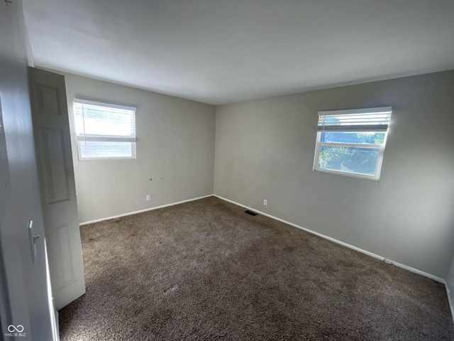 9111 E 34th Street, Indianapolis, IN 46235