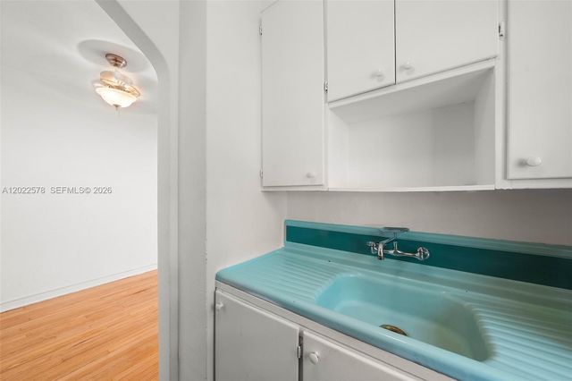 750 Espanola Way 9, Miami Beach, FL 33139
