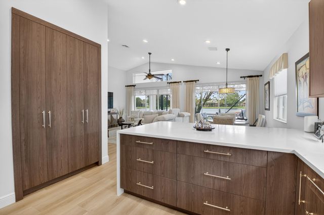 6609 Via Alfieri, Lake Worth, FL 33467