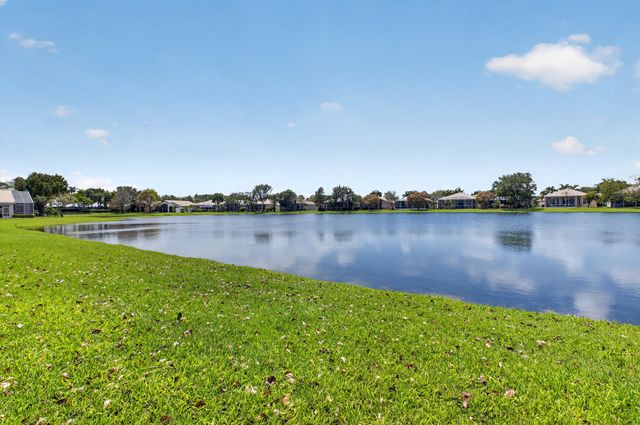 6609 Via Alfieri, Lake Worth, FL 33467