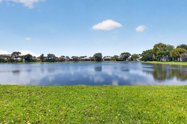 6609 Via Alfieri, Lake Worth, FL 33467