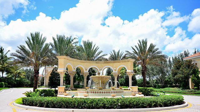 6609 Via Alfieri, Lake Worth, FL 33467