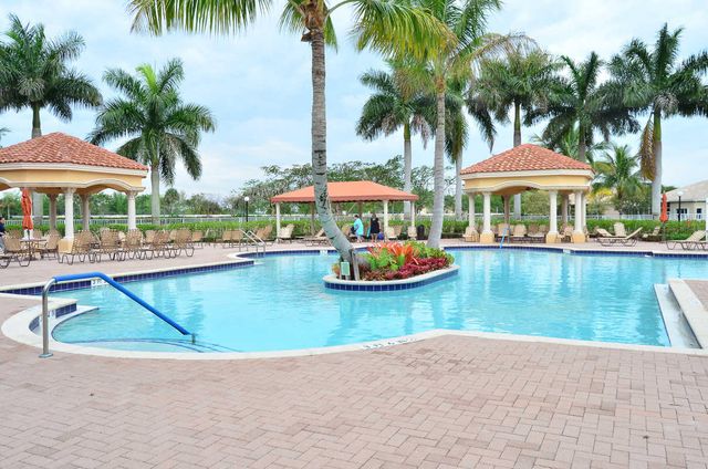 6609 Via Alfieri, Lake Worth, FL 33467