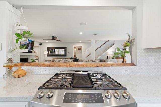 1412 Wood Creek Drive, Flower Mound, TX 75028