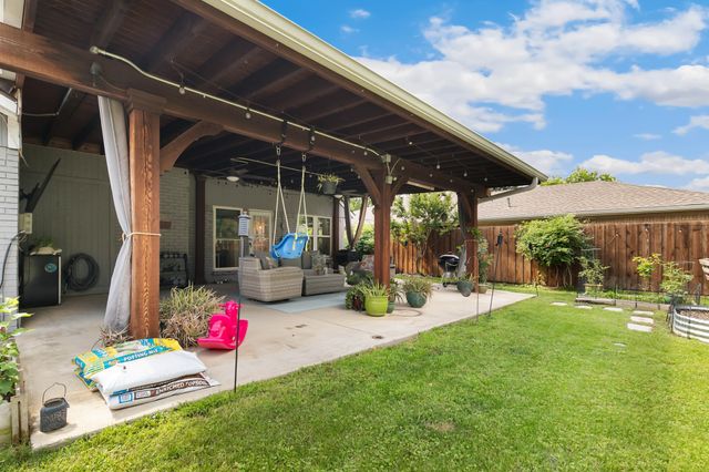 1412 Wood Creek Drive, Flower Mound, TX 75028