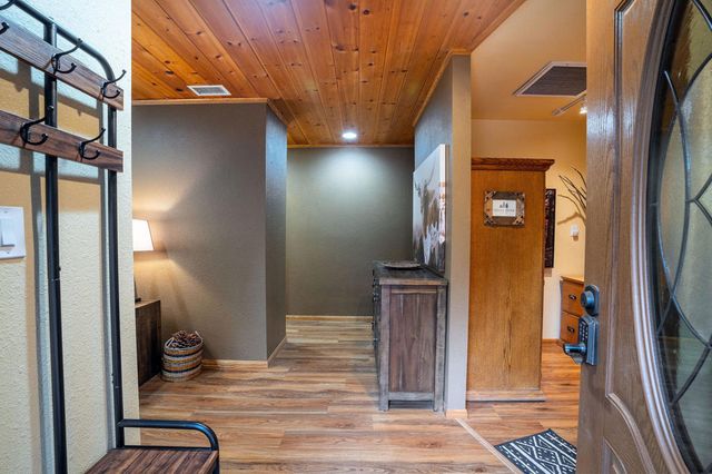 25169 Franklin Drive, Idyllwild, CA 92549