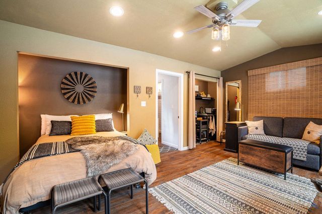 25169 Franklin Drive, Idyllwild, CA 92549