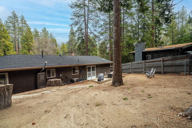 25169 Franklin Drive, Idyllwild, CA 92549