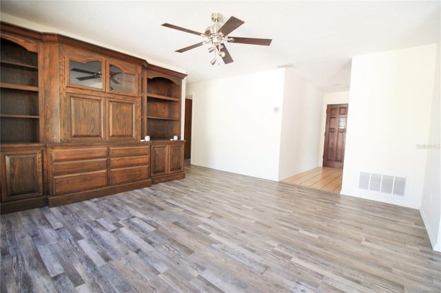 390 LILAC ROAD, Casselberry, FL 32707