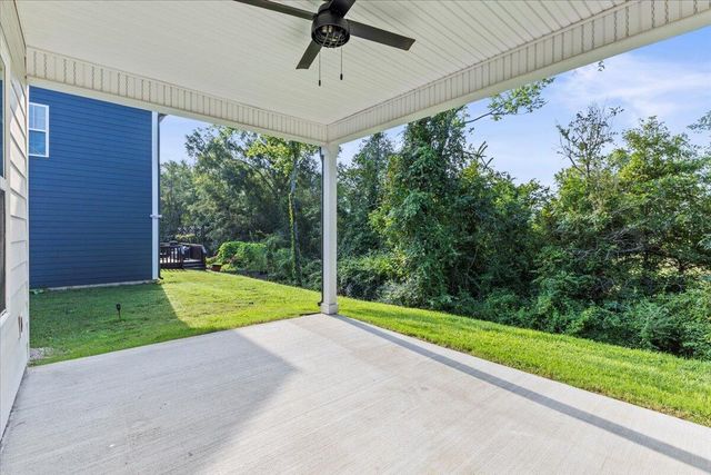 98 Winchester Drive, Rossville, GA 30741