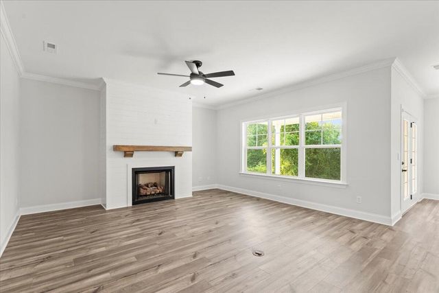 98 Winchester Drive, Rossville, GA 30741