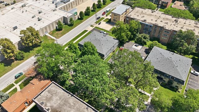 9601 S Karlov Avenue 101, Oak Lawn, IL 60453
