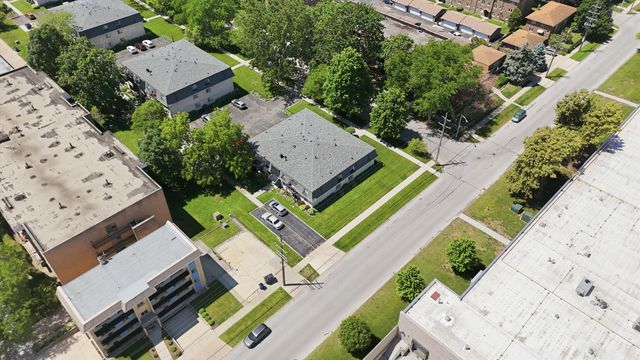 9601 S Karlov Avenue 101, Oak Lawn, IL 60453