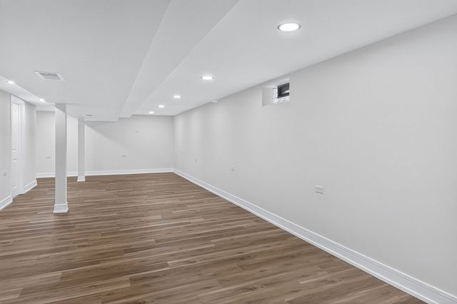 7624 W Ainslie Street, Harwood Heights, IL 60706