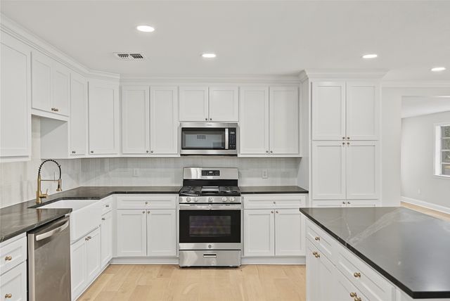 4021 Glen Street, Bossier City, LA 71112