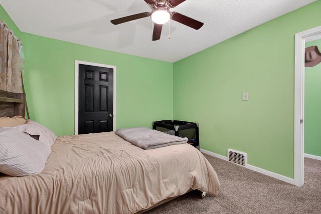 1616 25th Avenue, Moline, IL 61265