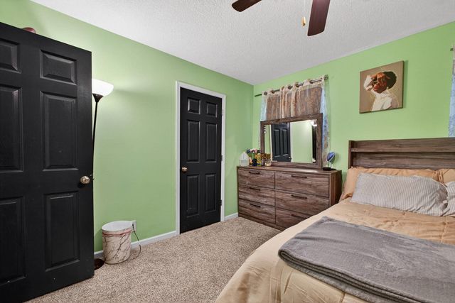 1616 25th Avenue, Moline, IL 61265