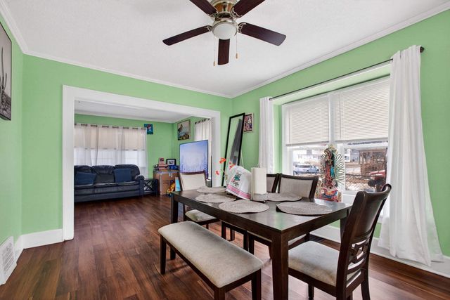 1616 25th Avenue, Moline, IL 61265