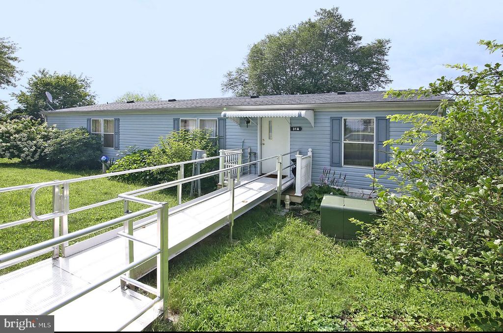 31-A OAK KNOLL ESTS, Elizabethtown, PA 17022
