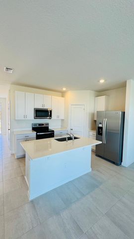 629 Salisbury Circle, Fort Pierce, FL 34982