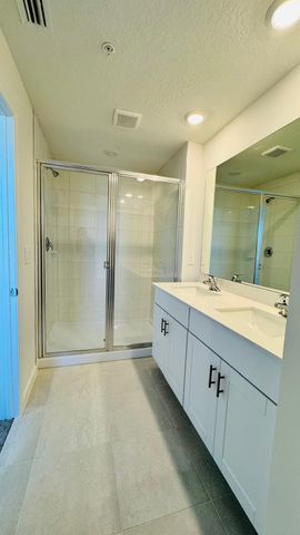 629 Salisbury Circle, Fort Pierce, FL 34982