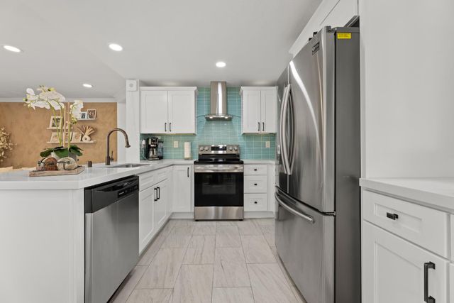 875 Westleigh Ct., Tracy, CA 95376