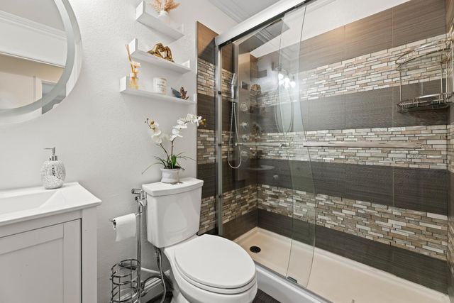 875 Westleigh Ct., Tracy, CA 95376