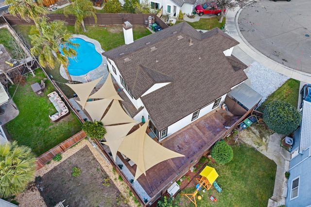 875 Westleigh Ct., Tracy, CA 95376