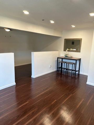 875 Westleigh Ct., Tracy, CA 95376