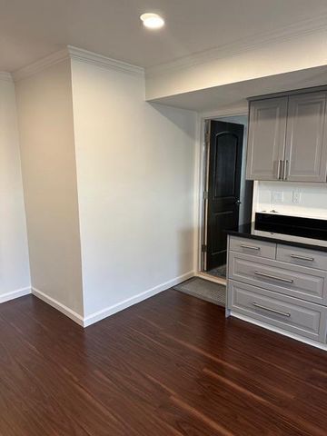 875 Westleigh Ct., Tracy, CA 95376