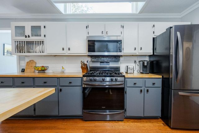 28361 S Buffalo Lake Road, Detroit Lakes, MN 56501