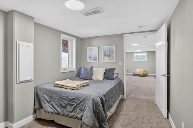 3112 W 9th Street, Waterloo, IA 50702