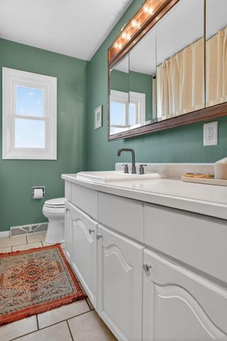 3112 W 9th Street, Waterloo, IA 50702