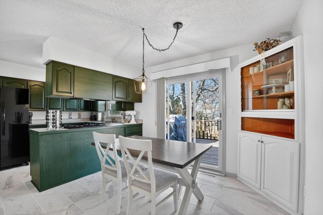 3112 W 9th Street, Waterloo, IA 50702